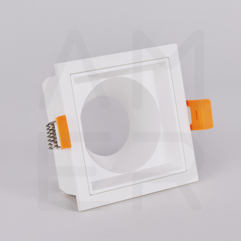 1- LT231 LT231-1 سبوت مربع بلاستيك فارغ - الصورة 1